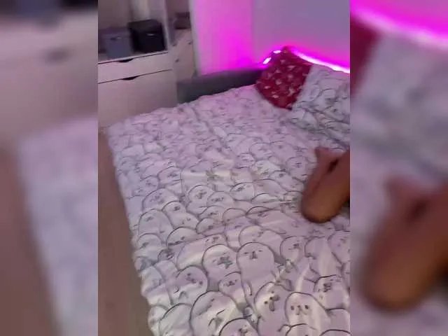 Freechat AlexMir69 on BongaCams