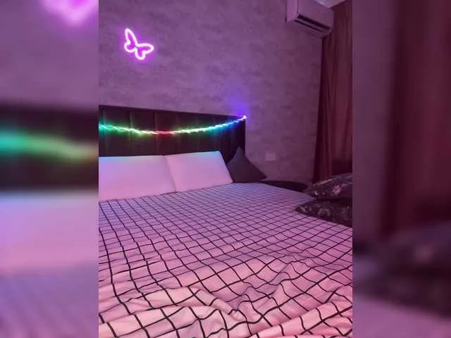 Freechat ButttFly on BongaCams