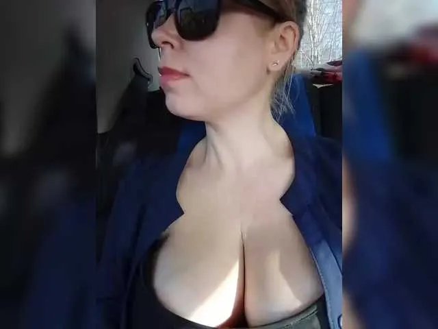 Freechat DashaKisa951 on BongaCams