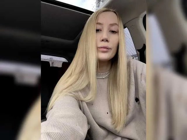 Freechat lana-lana03 on BongaCams