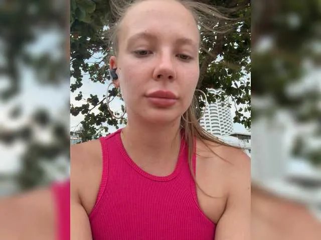 Freechat Linnea on BongaCams