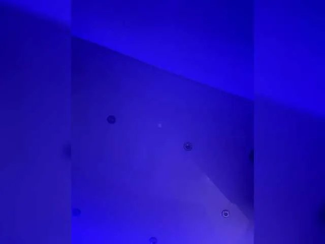 Freechat Lovensesgirl on BongaCams