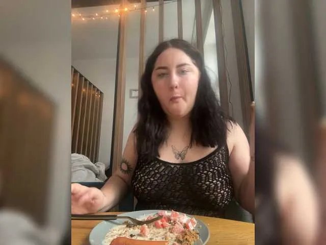 Freechat MoonAura on BongaCams