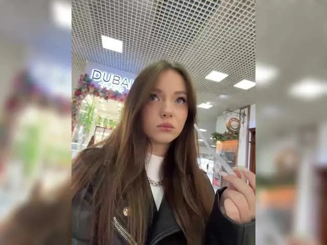 Freechat OlivkaVif on BongaCams