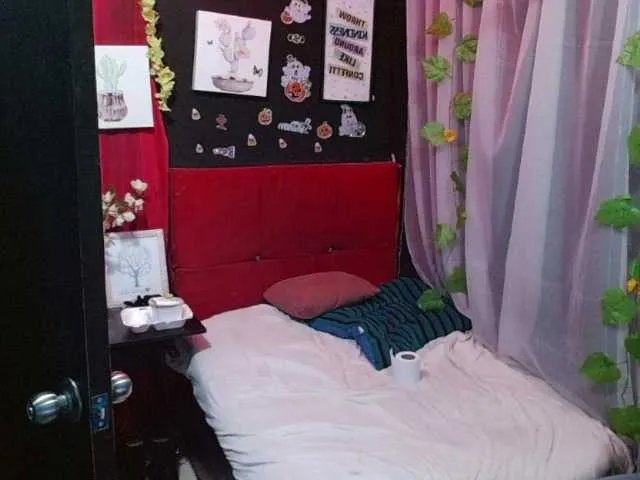 Freechat SSEXYYBITCHH on BongaCams