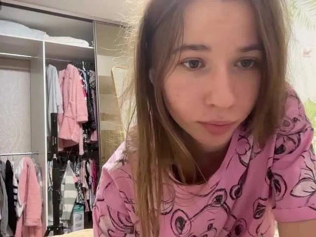 Freechat Unar-kss on BongaCams