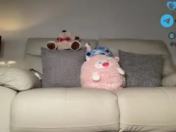 Freechat _gummies15 on Chaturbate