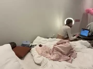 Freechat alyssastonee on Chaturbate