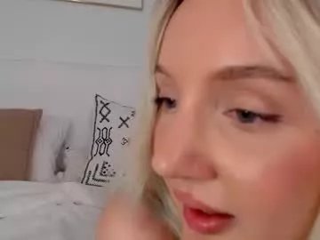 Freechat dreamyylilah on Chaturbate