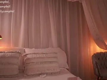 emiilycampbell on Chaturbate 