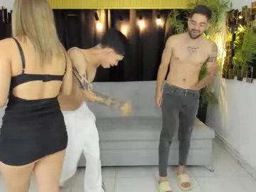 Freechat kaliana_ggh on Chaturbate