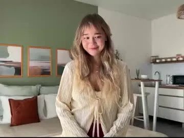Freechat kristyspiritedaway on Chaturbate