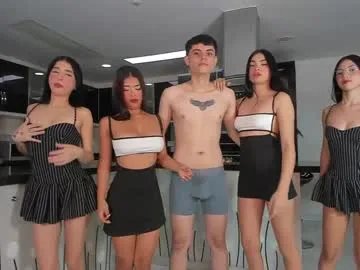 Group loving_ladies on Chaturbate