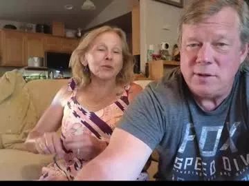 Freechat matureluvin on Chaturbate