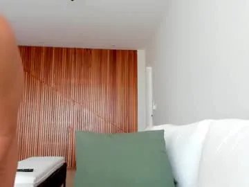 miiiawallace on Chaturbate 