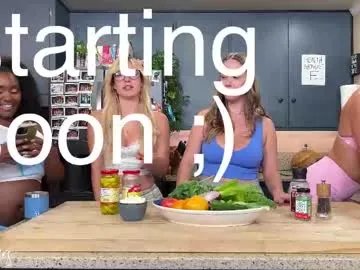 Freechat nakedbakers on Chaturbate