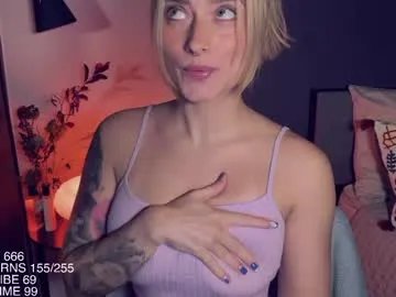 Freechat yvie_ on Chaturbate